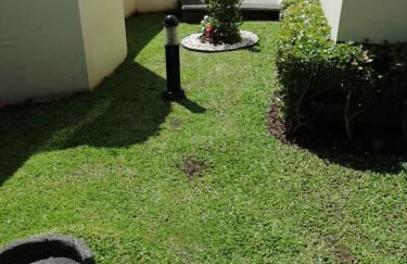 Luxury villa with private heated pool, garden and views of the sea and mountains. - Photo 38