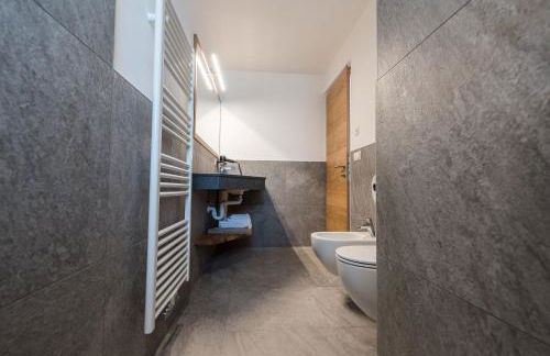 MESNERHOF CHALET - Ruhe, Rückzug & Südtiroler Charme mit kostenlosem Parken in der Tiefgarage - Photo 42