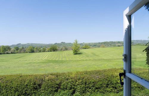 18th Century Thatched Cottage Parking & Garden - Foto 15