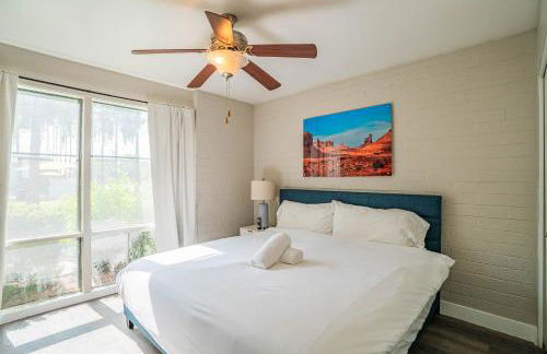 Spacious 2 Bedroom, 2 Bath, Pool, Free Parking, Gym - Foto 52