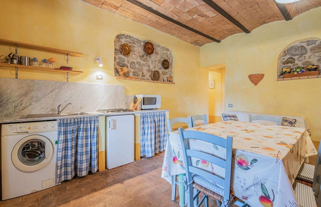 Apartment in Villa With Swimming Pool - Photo 31