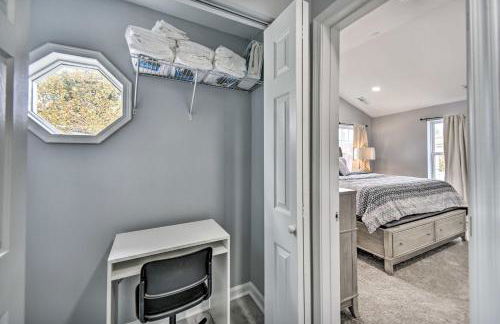 Bright Norfolk Home with Deck Less Than 3 Mi to Town! - Foto 15