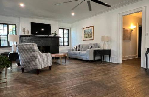 Historic Bulldog Bungalow - Foto 32