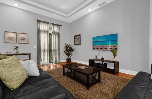 Enchanted 4BR Family Style Townhome in Disney Area - Photo 10