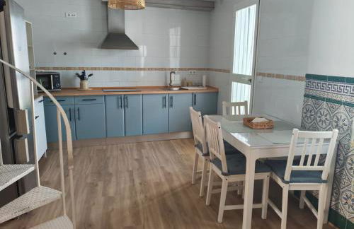 Casa con patio a 5 min de la playa - El Palo - Photo 7