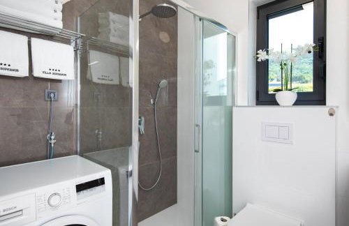 Villa Supernus II with Heated Pool - Photo 22