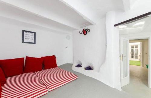 Maria de la Salut - Foto 4