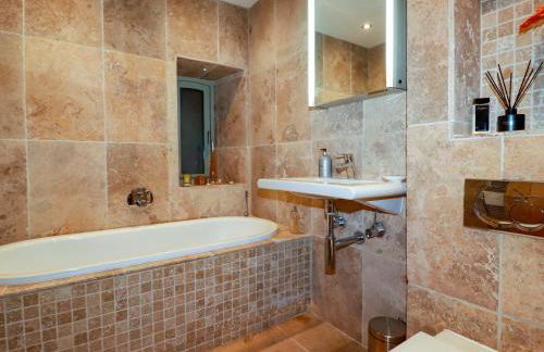 Kerslake House - Photo 31