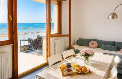Terrazzo Panoramico Fronte Mare Zamponi - Foto 41