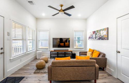 Clutch City Super - Luxe at East Downtown Unit 1 - Foto 1