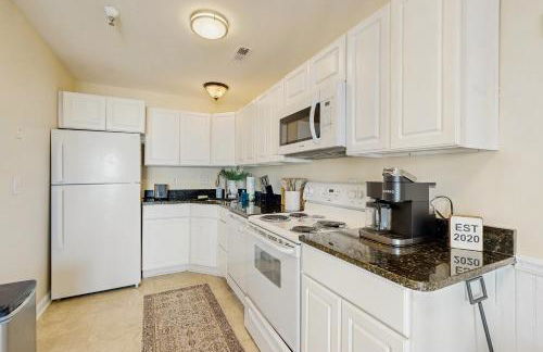 Rainbow Cove --- 117 Dagsworthy Ave #B - Photo 6