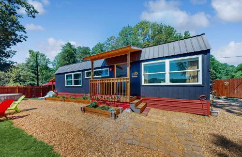 Hot Tub and Fire Pit Lakeside Getaway, Dogs Welcome - Foto 18