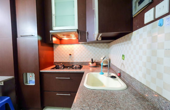 Comfy 2BR Apartment Salemba Residence - Foto 15