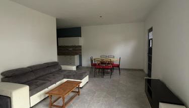 Dépendance proche du circuit - Foto 3