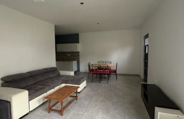 Dépendance proche du circuit - Foto 3