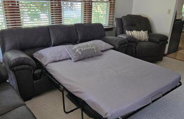 Elena's Lake Cottage - A Cozy Lake Getaway - Foto 19