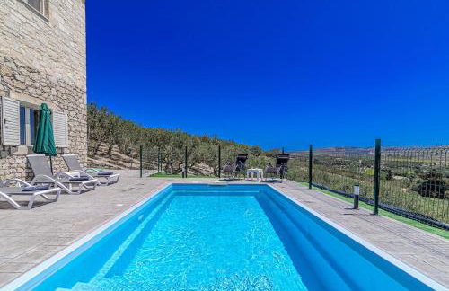 Elysian Stone Villa with Pool & Mountain View - Photo 51