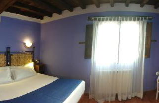 El Canchal de la Gallina -Cafetería -Aparcamiento gratis - Jacuzzi - Piscina de agua caliente abierta desde el 28 de Marzo - Foto 18