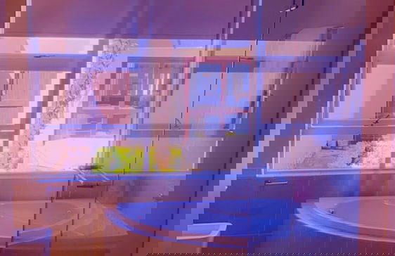 Or Tambo Airport Holiday Home - Photo 27