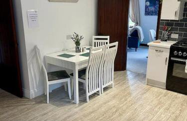 Outstanding 6 Bedroom House Cotton End, Bedford - Foto 24