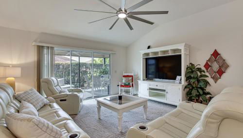 Swim, Golf and Unwind Home 5 Mi to Lake Sumter! - Foto 4