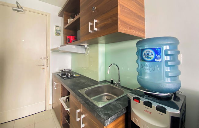 Warm And Cozy Stay Studio Room At Patraland Urbano Apartment - Foto 7