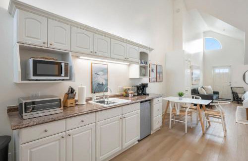 Miramar Penthouse Coastal Elegance in the Heart of Half Moon Bay - Foto 8