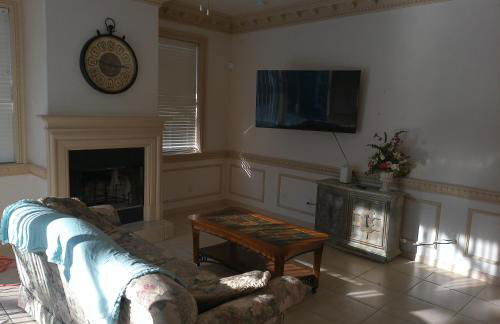 Port Charlotte Palms-Pet friendly, Heated Private Pool and Mini Orchard - Foto 52