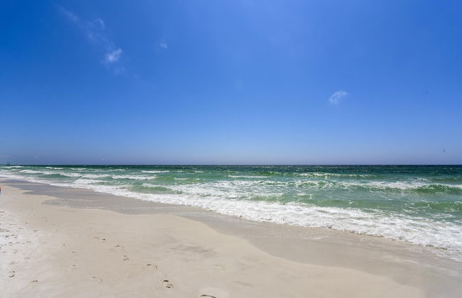 Silver Beach 506 is a gorgeous Gulf Front 4 BR with free beach service - sleeps 8 by RedAwning - Foto 70