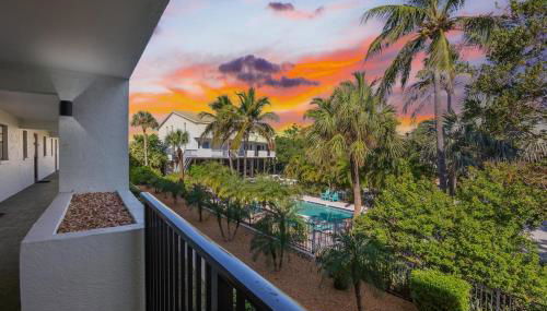 Sun Plaza West Unit 110 - Foto 3