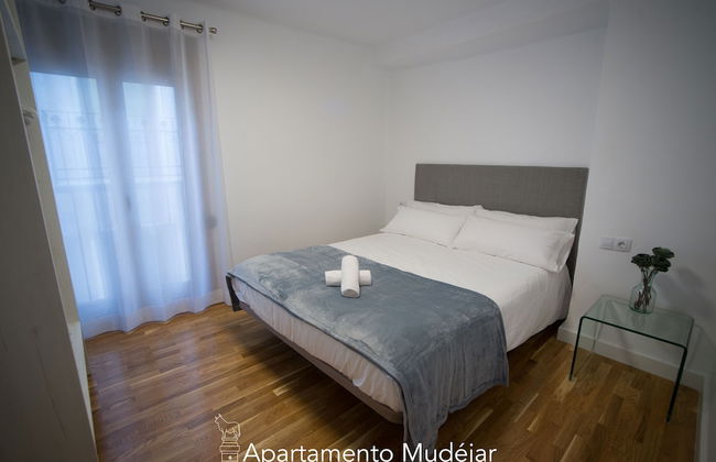 Apartamentos Plaza del Torico - Foto 14