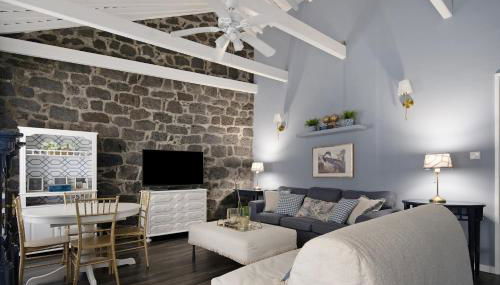 Pico Boutique House - Photo 3