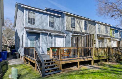 Cozy 2BR Home Near Ft Jackson - Photo 45