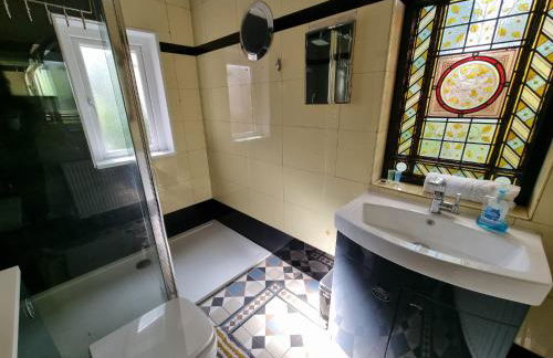 Ashton Mansion, Sleeps 20, Free Parking - Foto 23