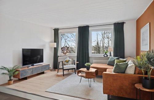 MAISUITES Sperling - Zentrale Ferienwohnung mit Boxspringbett, Kaffeevollautomat, WLAN & seitlichem Seeblick - Foto 12