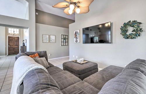 Hot Tub and Fire Pit Phoenix Oasis Near Hiking! - Foto 11