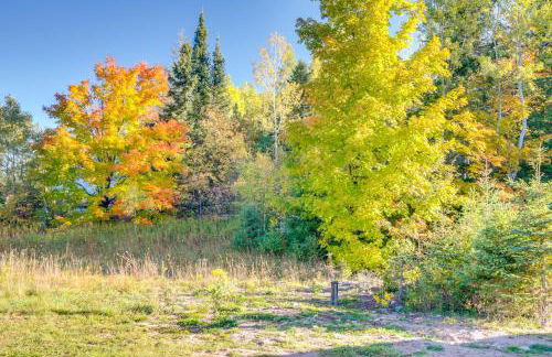 Snowmobile and Recharge! Next to Bill Nicholls Trail - Foto 25