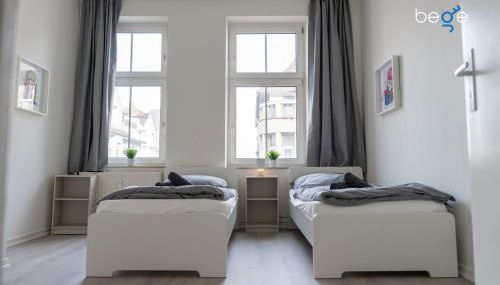 BEGE APARTMENTS EditStay - Photo 2