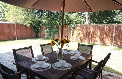 3 Bedrooms, PARKING 3 cars, GARDEN, Wi-fi, CONTRACTOR STAY, close to the Beach, Shops, Hospital, Airport - Foto 21