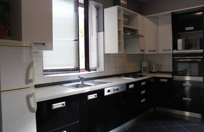 Schöne Ferienwohnung mit Terrasse, Roses - Foto 5