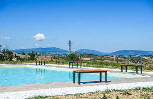 Awesome Apartment In Terre Roveresche - Foto 15