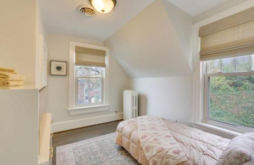 Walk to Roanoke River Greenway Mountain-View Home - Foto 18