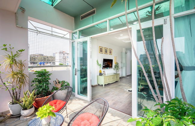 SAZI Church View Home - Free Nails/HairWash - Photo 76