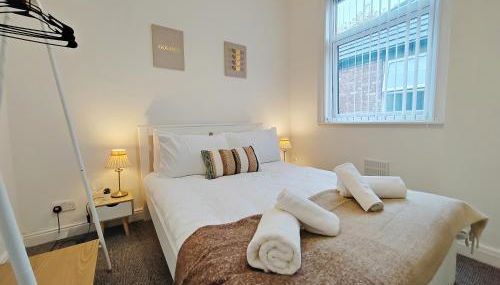 Central Manchester Modern 4 Bed House - free parking - Foto 5, towels