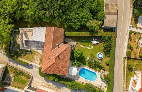 Four-Bedroom Holiday Home Lovinac With An Outdoor Swimming Pool 09 - Foto 18