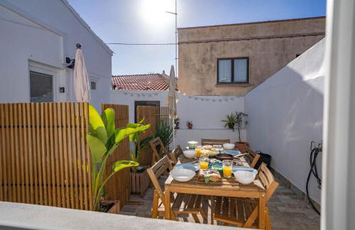 Modern Old Town House with Sunny Terrace - Photo 22