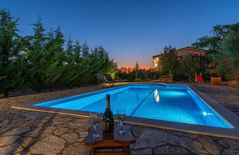 Three-Bedroom Holiday Home In Lozovac - Foto 21