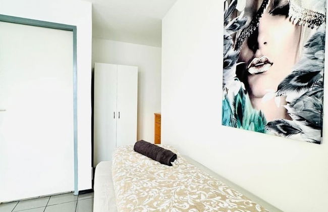 7 private Rooms in a spacious Villa - Foto 34