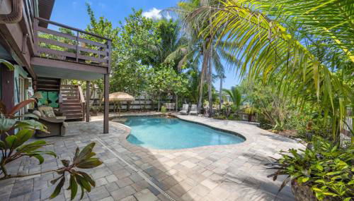 Gulf Access Waterfront Oasis with Heated Pool! Near Beach & Mercato! - Foto 5