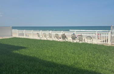 Ocean View Studio Condo w Balcony Pool and Free Parking - Foto 29